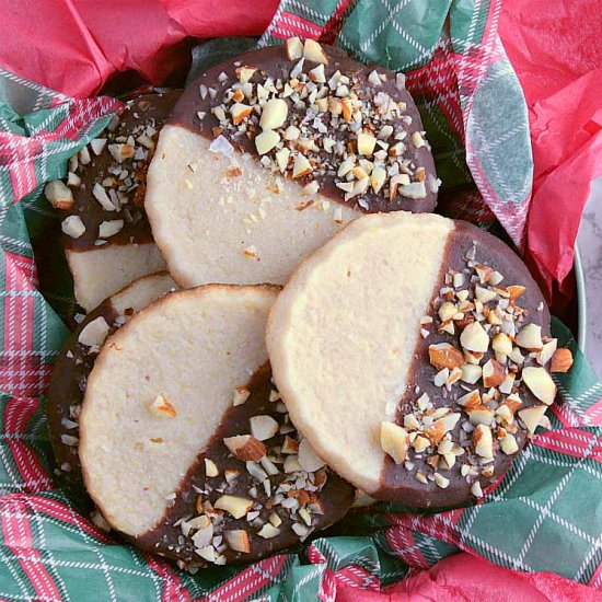 Keto Shortbread Cookies