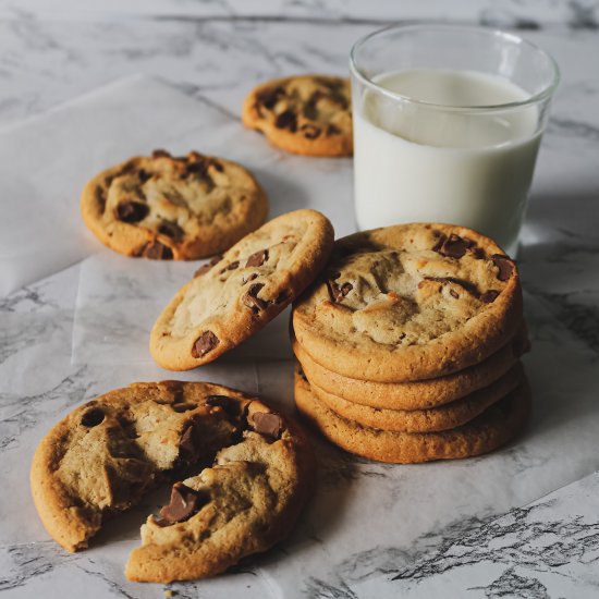 BEST Chocolate Chip Cookies