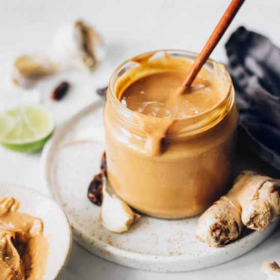 Easy Spicy Peanut Sauce (Healthy)