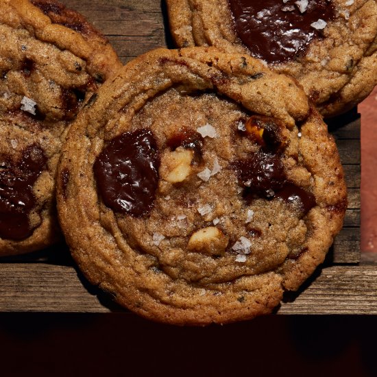 Brown butter praline cookie