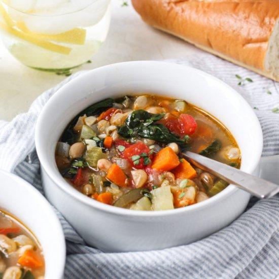 Mediterranean White Bean Soup