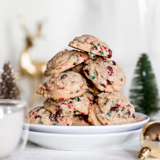 CHRISTMAS CHOCOLATE CHIP COOKIES