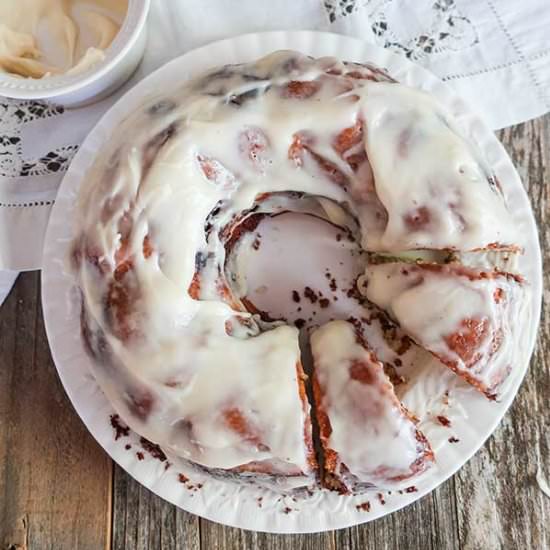 Gluten-Free Cinnamon Roll Cake