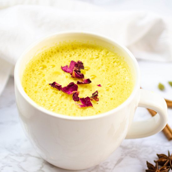 Vegan Turmeric Latte