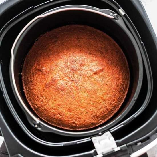 Air Fryer lemon cake