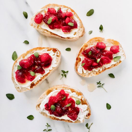 Cranberry cream cheese toasts