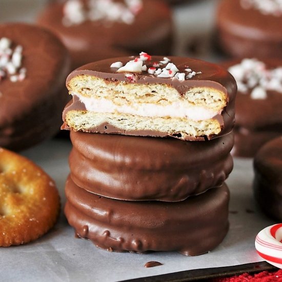 Chocolate Peppermint Ritz Cookies