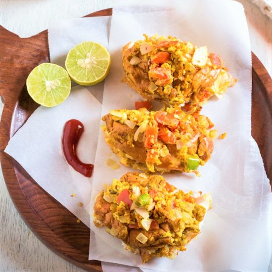 INDIAN STYLE MASALA BUN OMELETTE