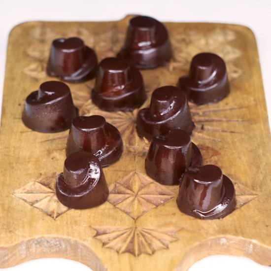 Healthy vegan chocolate truffles