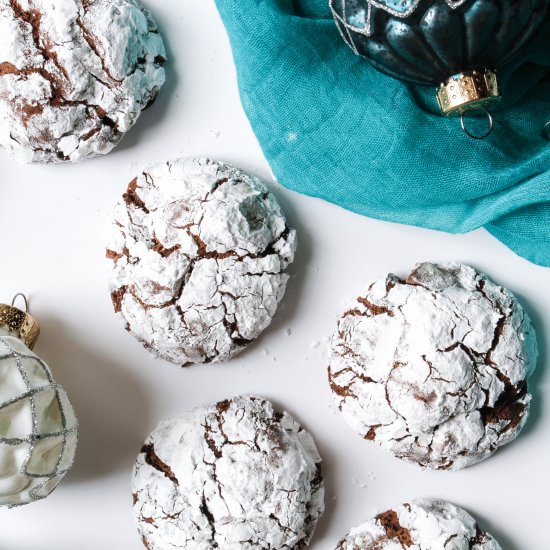 Chocolate Tahini Crinkle Cookies