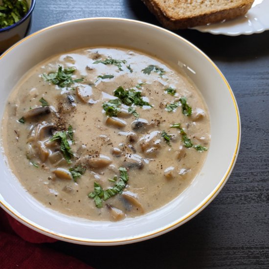 Vegan mushroom soup