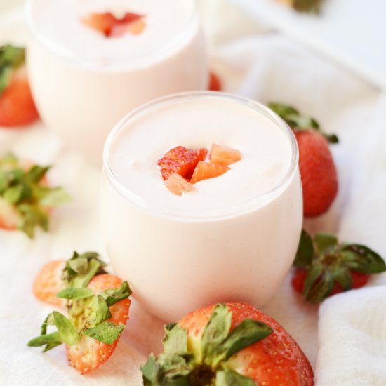 Easy Strawberry Mousse