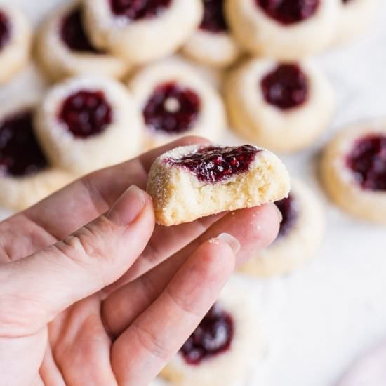 RASPBERRY ALMOND HOLIDAY THUMBPRINT