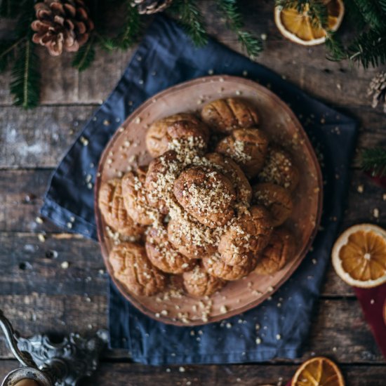 Greek Christmas honey cookies