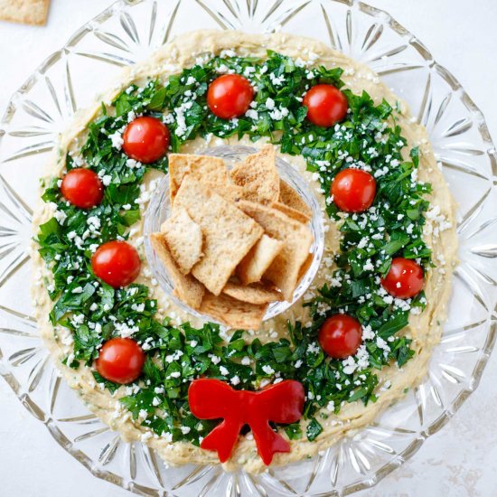 Easy Christmas “Hummus Wreath”