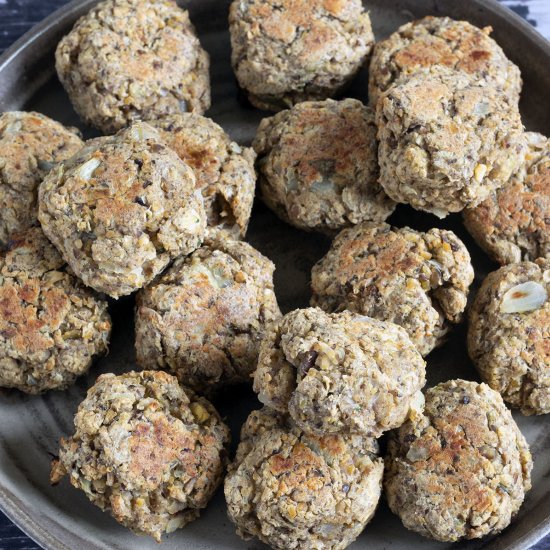 Chestnut and sage stuffing balls