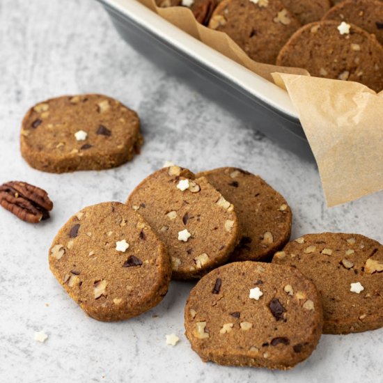 Shortbread cookies with chocolate