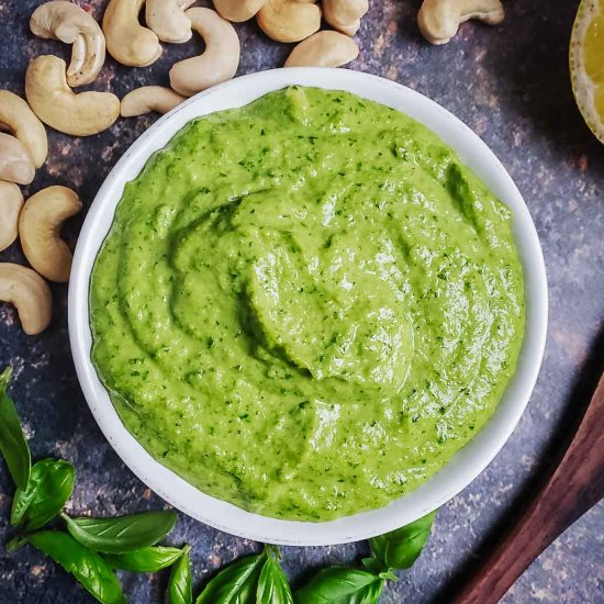 Easy 5-Minute Vegan Basil Pesto