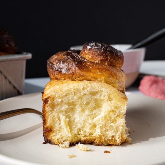 Sourdough Cardamom Rolls