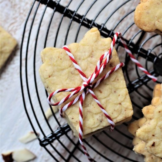 Almond Shortbread Cookies