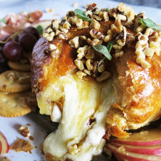 Honey Apple Walnut Baked Brie