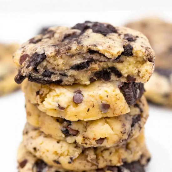 Cookies and Cream Cookies