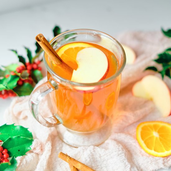 Hot Spiced Christmas Tea