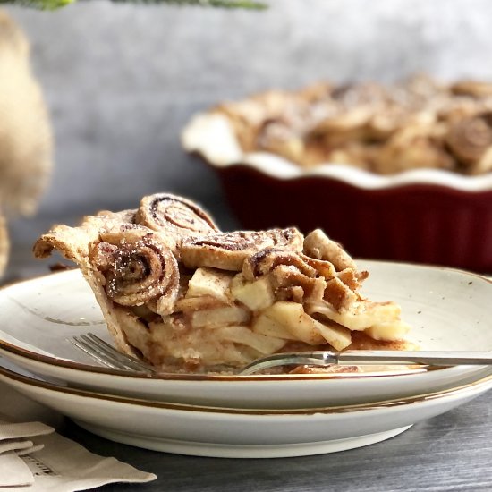 cinnamon swirl apple pie