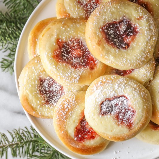 Raspberry Cream Cheese Kolaches