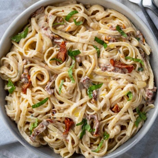 Vegan Fettuccine Alfredo