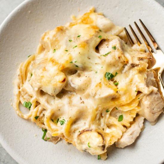 creamy cheesy chicken tetrazzini