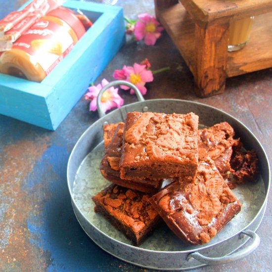 Eggless Lotus Biscoff Brownies