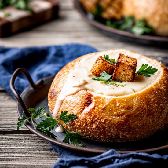 Easy Homemade Creamy Clam Chowder