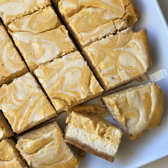 Easy Pumpkin Swirl Cheesecake Bars