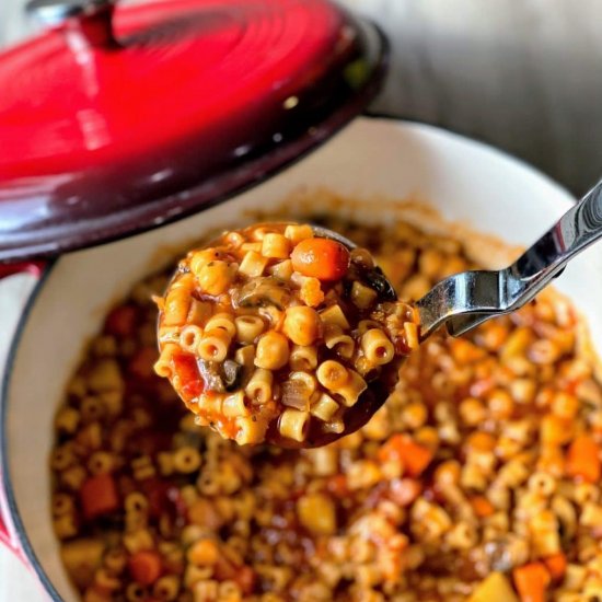 Hearty Vegetable & Chickpea Stew