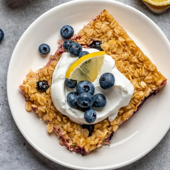 LEMON BLUEBERRY BAKED OATMEAL BREAK