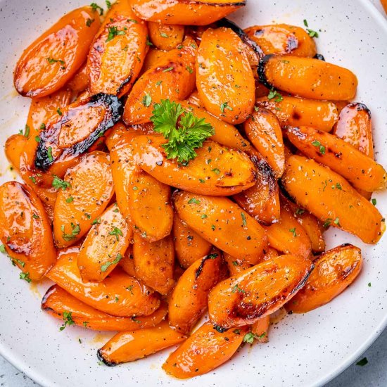 ROASTED HONEY GLAZED CARROTS