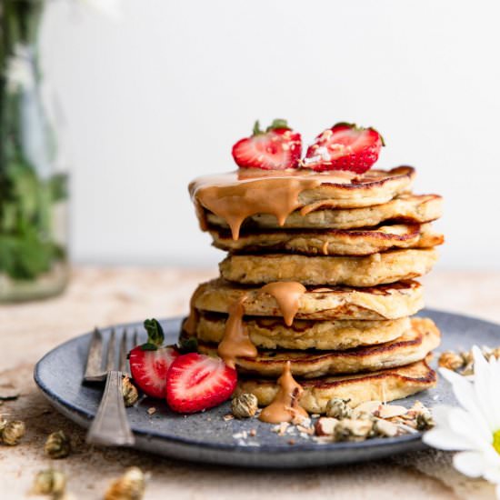 Whole30 Banana Pancakes