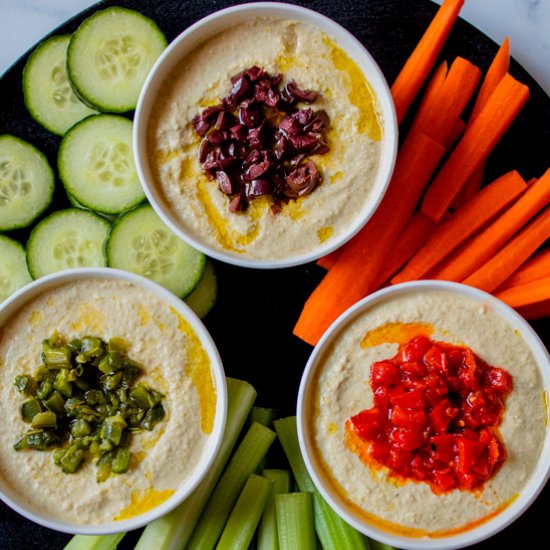 THE BEST ZUCCHINI HUMMUS