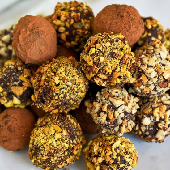 3-Ingredient Chocolate Truffles