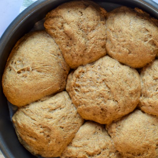 Vegan Dinner Rolls