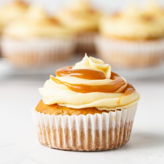 MINI BANOFFEE CUPCAKES