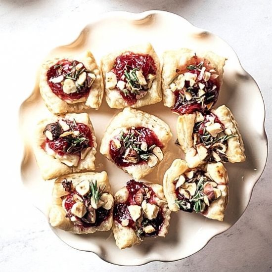 Vegan Cranberry Cream Cheese Bites