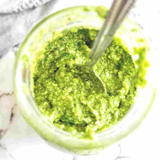 How to Make Pesto (Tips and Tricks)