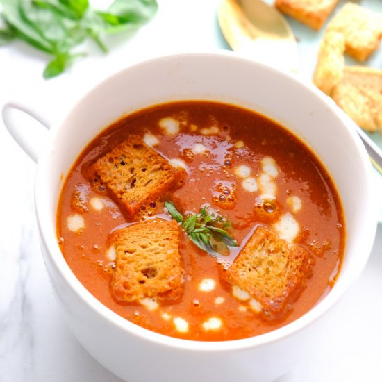 ROASTED TOMATO BASIL SOUP