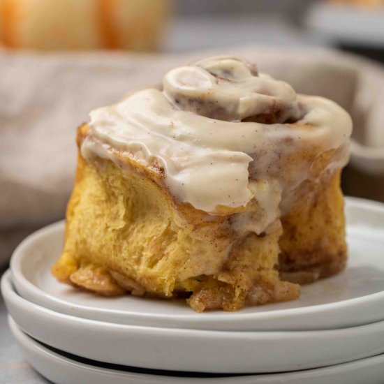 pumpkin cinnamon rolls