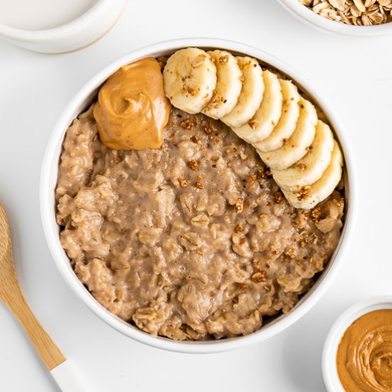 Peanut Butter Oatmeal (Vegan, GF)