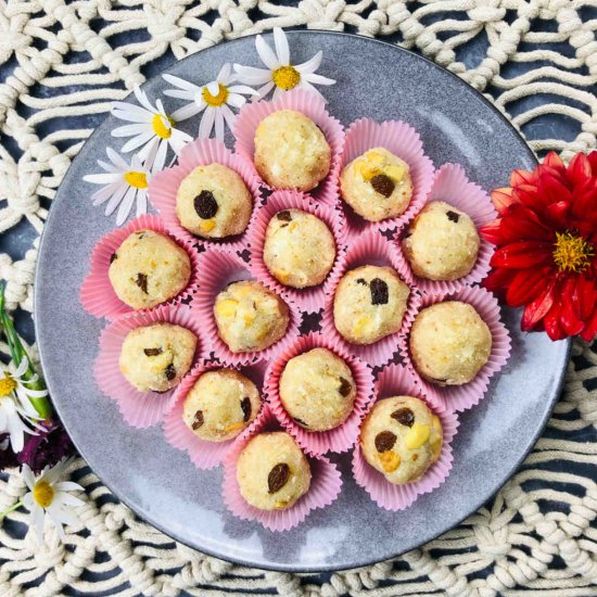 Rava laddu/ladoo