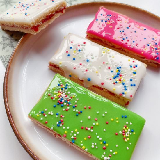 Dazzling Danish Raspberry Bars