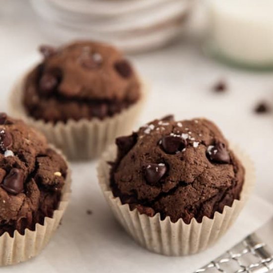 Healthy Chocolate PB Banana Muffins